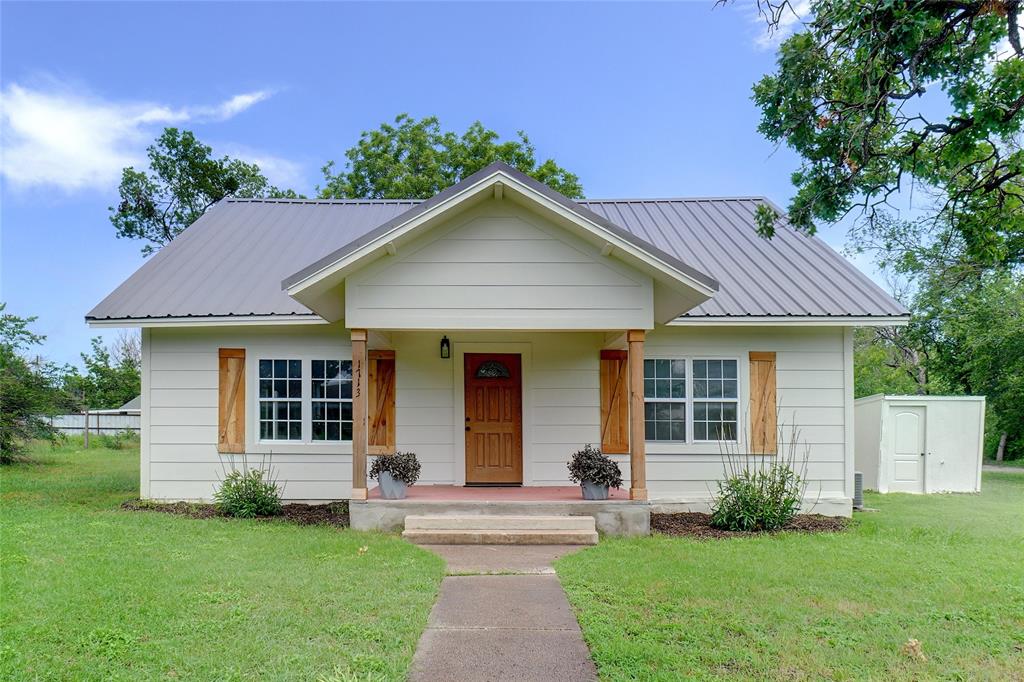 1713 East Cates Street Bridgeport, TX 76426 - Photo 1 of 1 Gallery Image 1