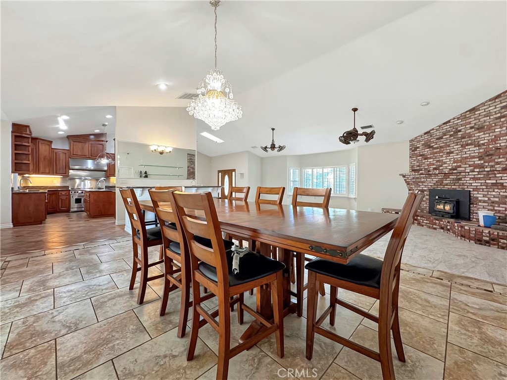 875 Clark Street Riverside, CA 92501 - Photo 6 of 56