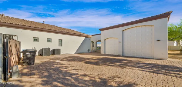 $2,599,000 | 3079 East Fruitvale Avenue, Gilbert, AZ 85297