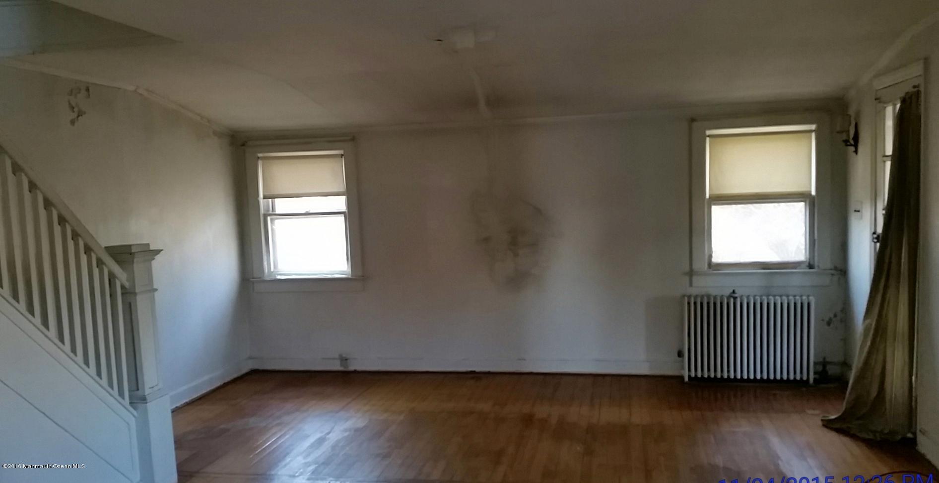 820 Ridge Road Keyport, NJ 07735 - Photo 2 of 10 2015-11-24-12-26-36_AATSC