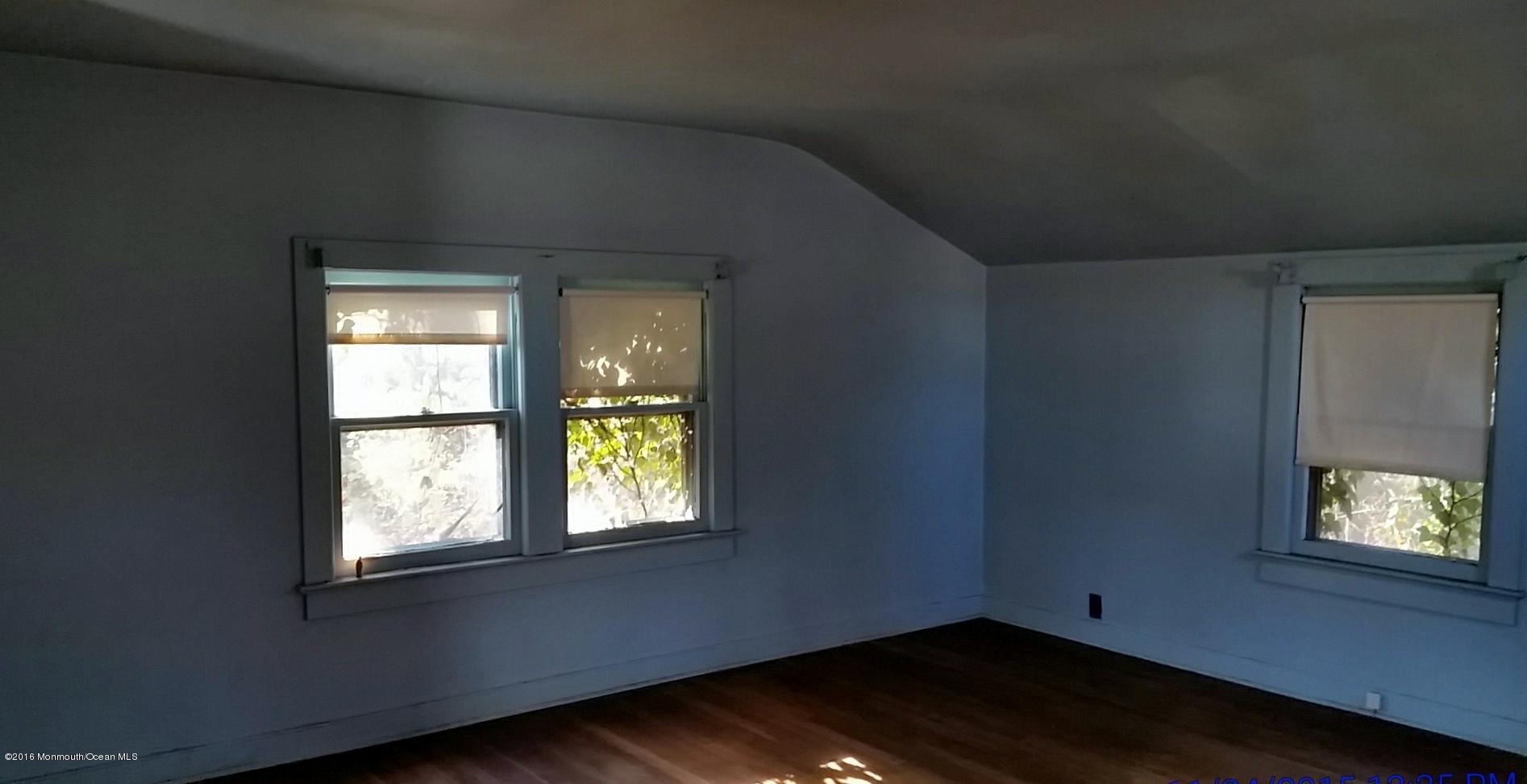 820 Ridge Road Keyport, NJ 07735 - Photo 5 of 10 2015-11-24-12-25-52_AATSC