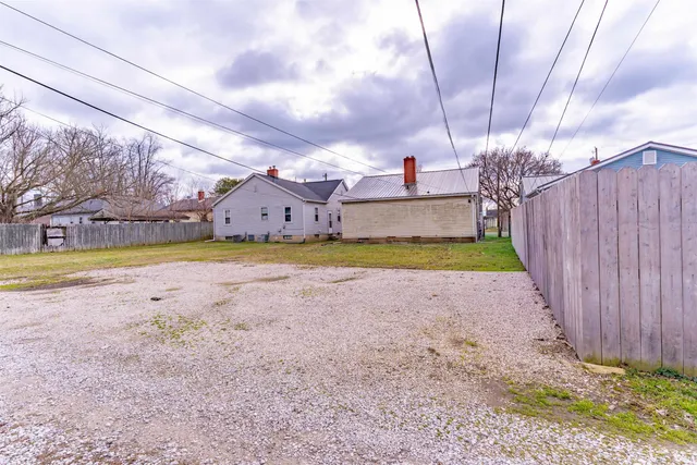 $129,900 | 836 Negley Avenue, Evansville, IN 47711