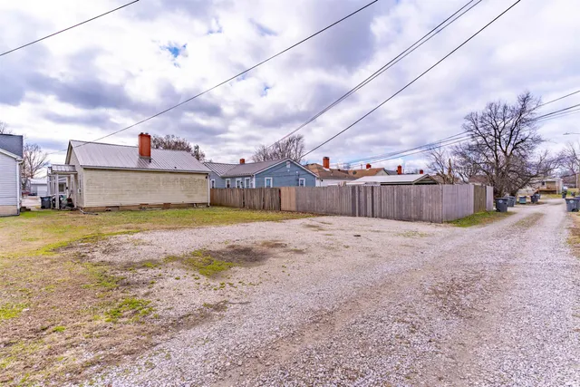 $129,900 | 836 Negley Avenue, Evansville, IN 47711