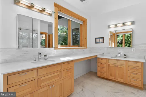 $2,299,000 | 2136 Powhatan Street, Falls Church, VA 22043