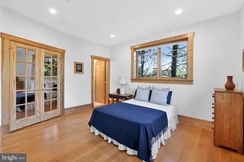 $2,299,000 | 2136 Powhatan Street, Falls Church, VA 22043