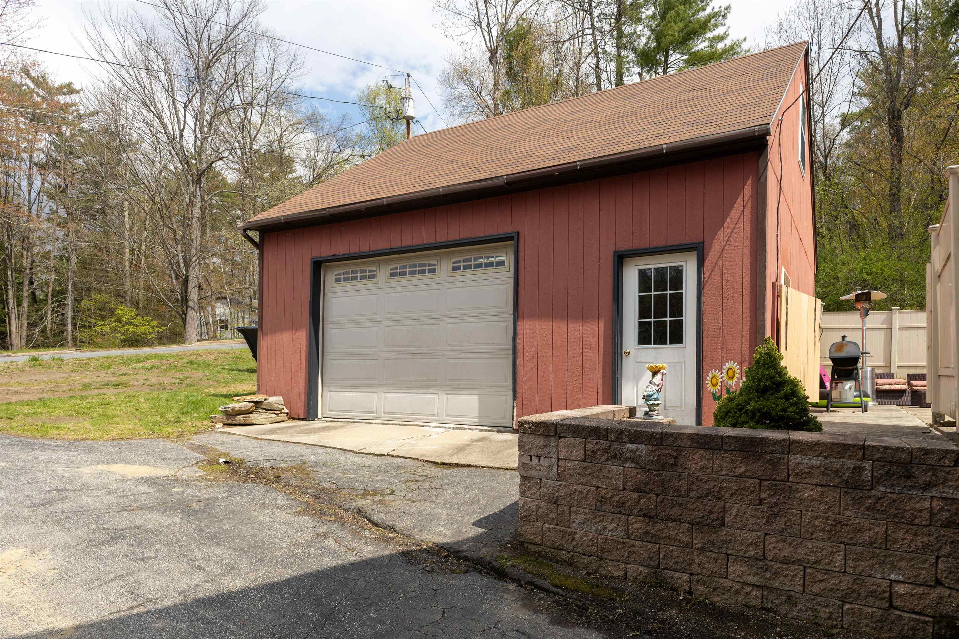 3 Snowshoe Hill Road Claremont, NH 03743 - Photo 29 of 35
