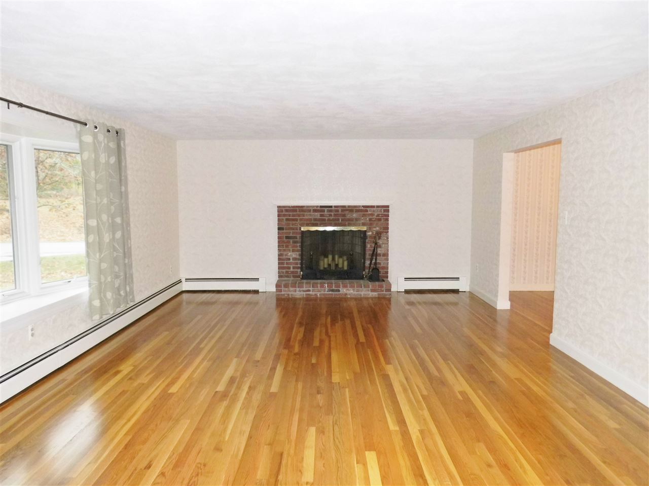 2 Stadium Road Methuen, MA 01844 - Photo 5 of 28 Gallery Image 5