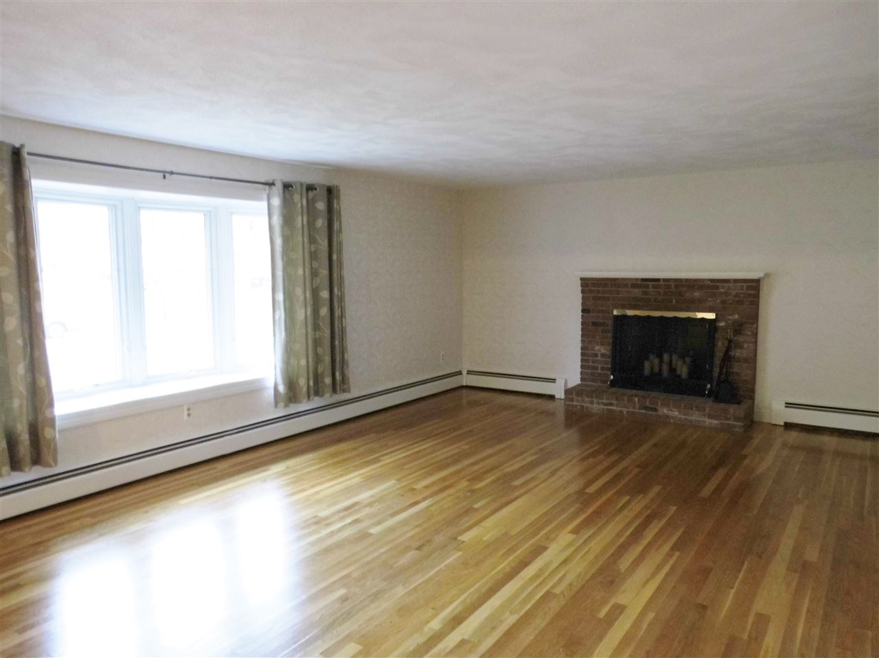 2 Stadium Road Methuen, MA 01844 - Photo 8 of 28 Gallery Image 8