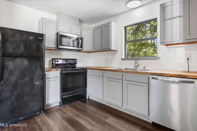 $126,000 | 1637 Victoria Drive, Gautier, MS 39553