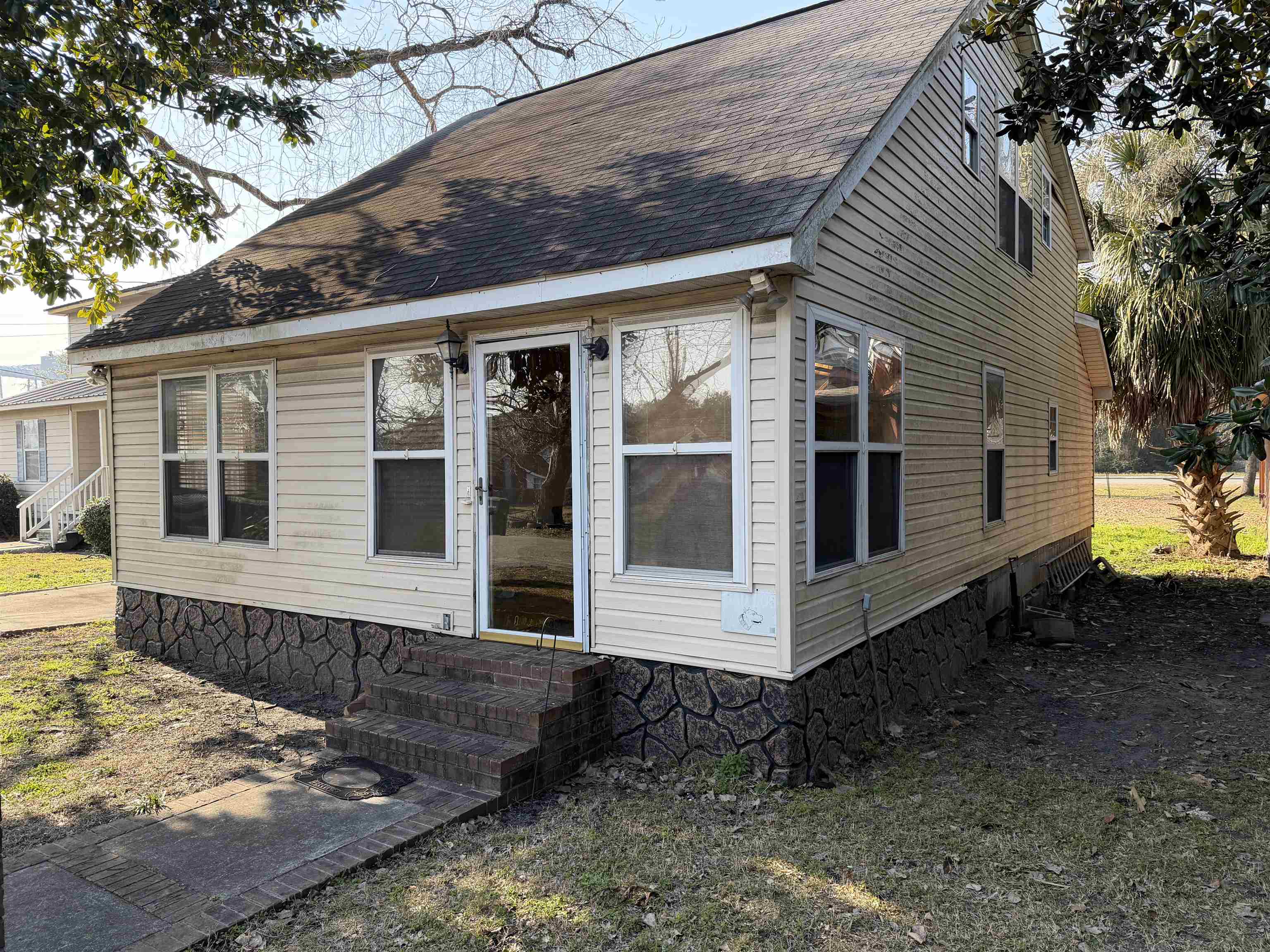 604 Henry Street Georgetown, SC 29440 - Photo 7 of 32