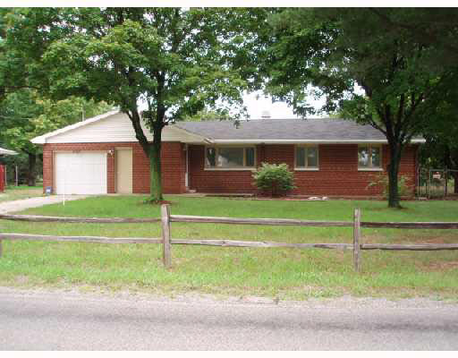 54695 Beech Road Osceola, IN 46561 - Photo 1 of 8 Gallery Image 1