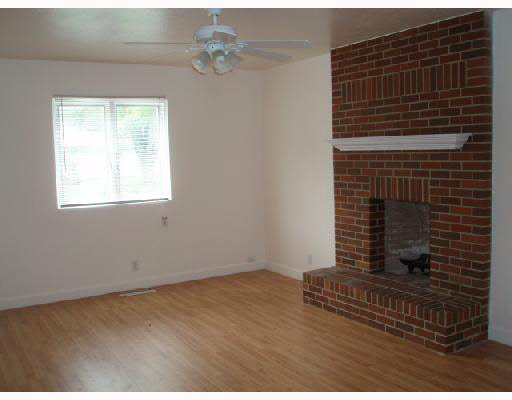 54695 Beech Road Osceola, IN 46561 - Photo 3 of 8 Gallery Image 3