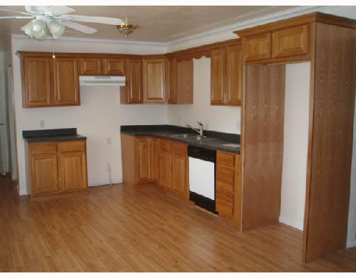 54695 Beech Road Osceola, IN 46561 - Photo 4 of 8 Gallery Image 4