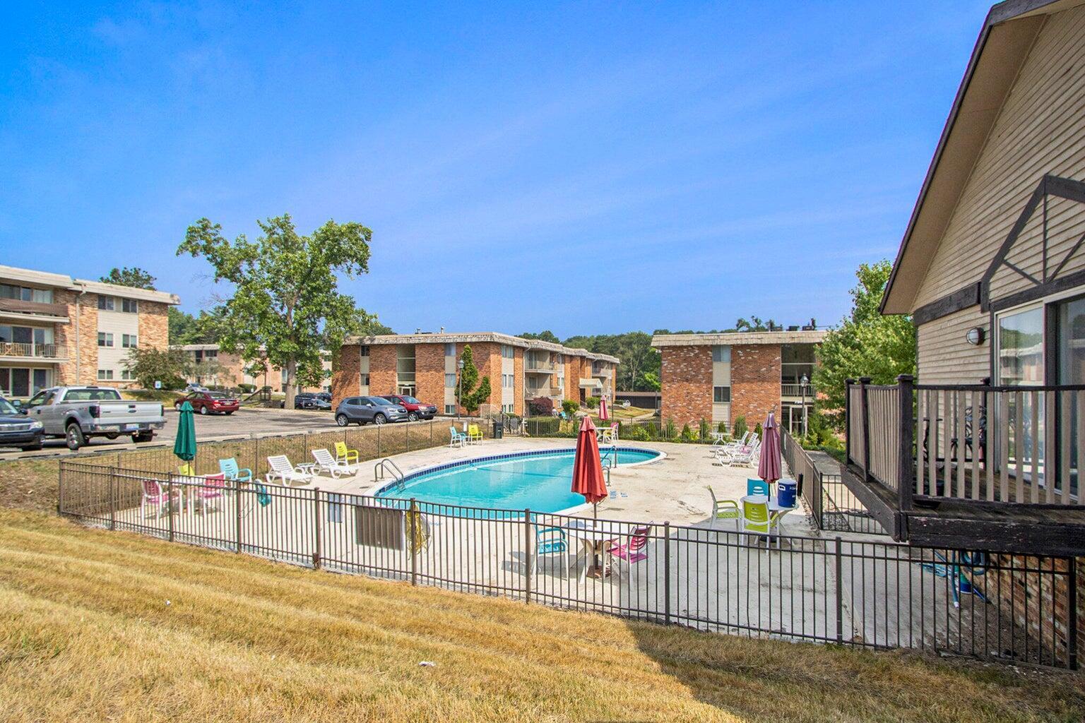 756 West Kilgore Road, Unit 205 Kalamazoo, MI 49008 - Photo 15 of 16 pool 1
