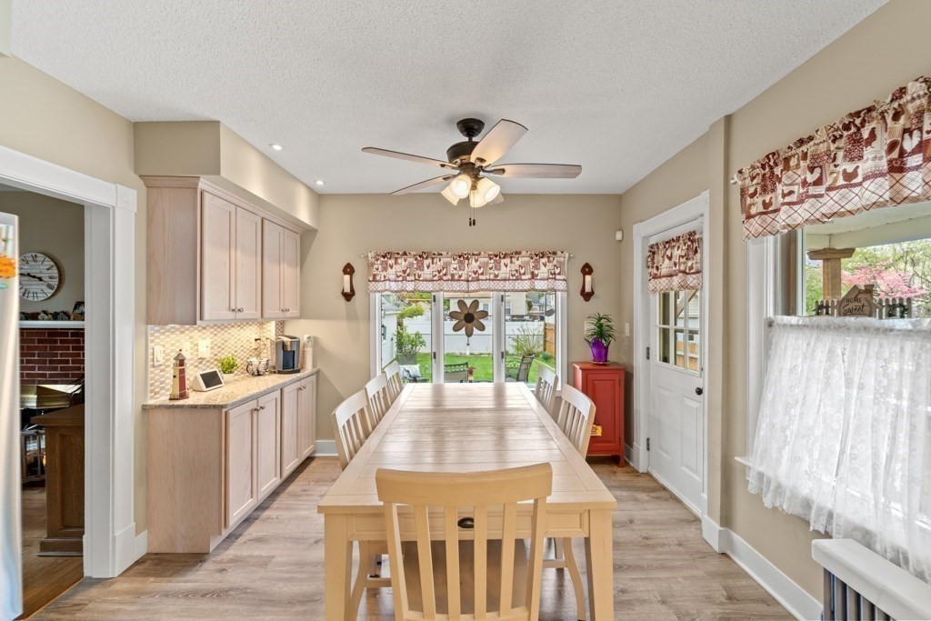 102 Larkspur Street Springfield, MA 01108 - Photo 8 of 37 Gallery Image 8
