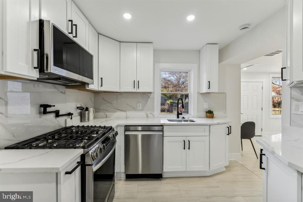 1400 Franklin Street Northeast Washington, DC 20018 - Photo 40 of 51 Carriage house full kitchen with potfiller