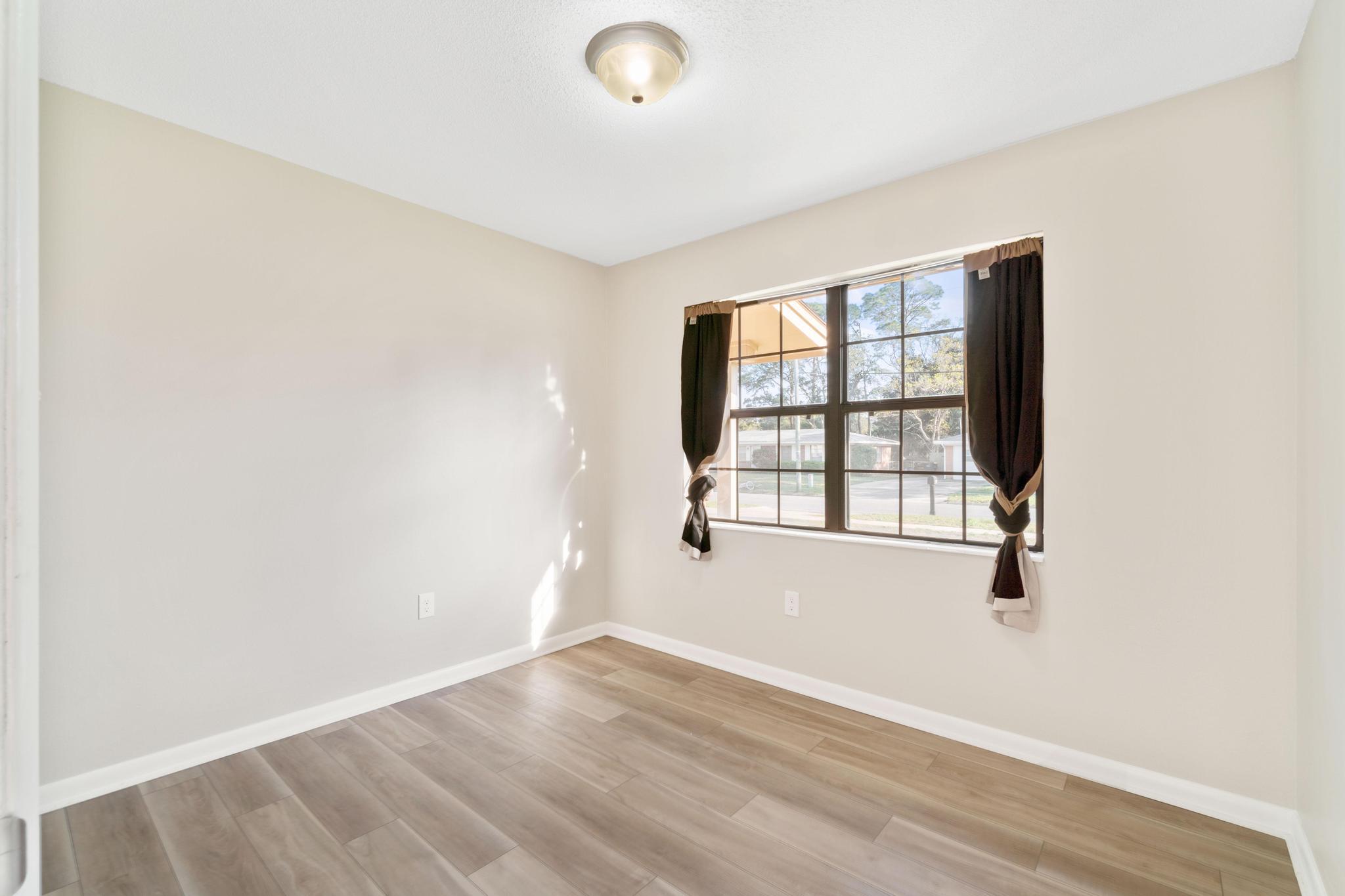 233 Santa Rosa Street Southwest Fort Walton Beach, FL 32548 - Photo 13 of 28 Gallery Image 13