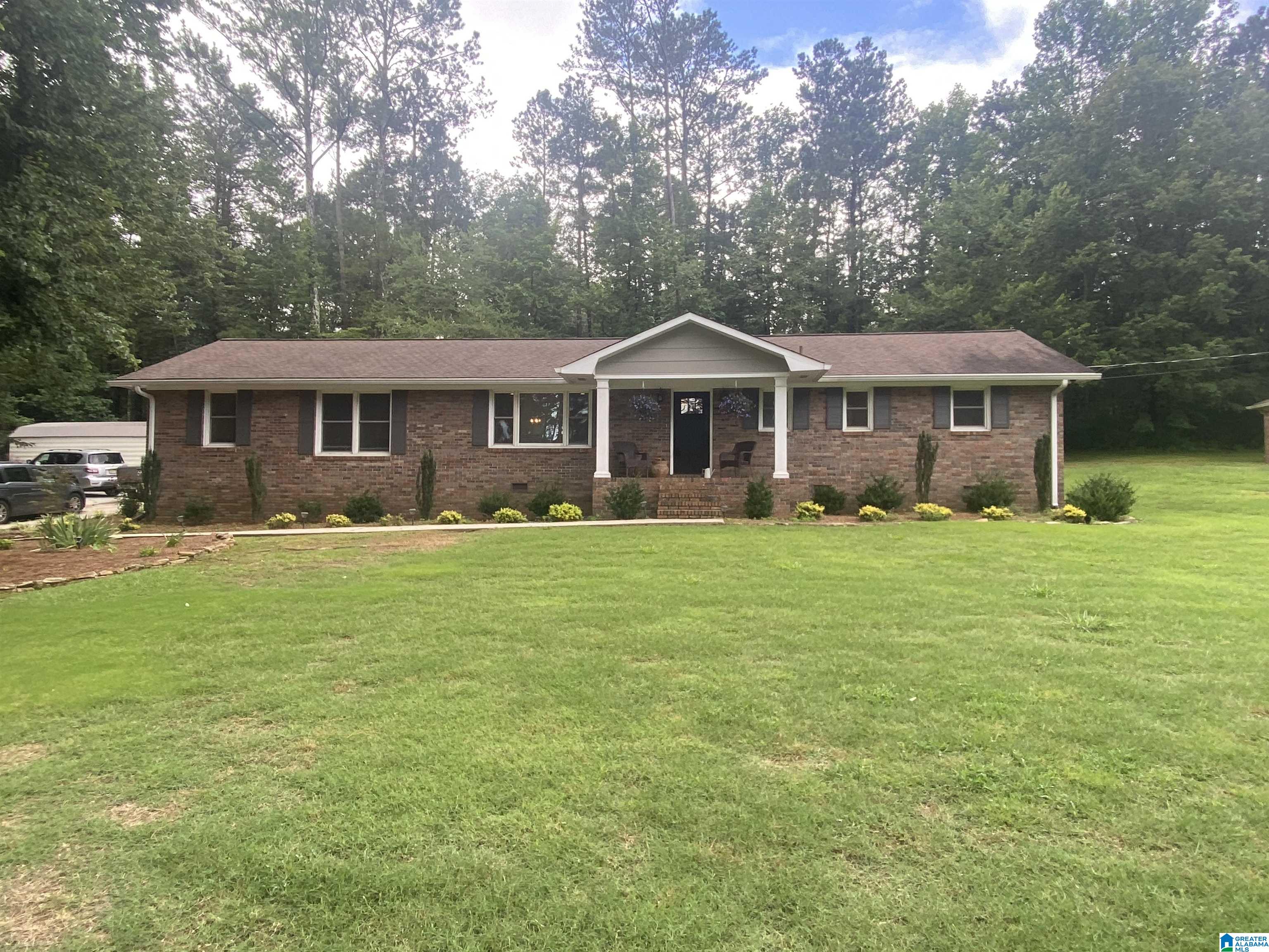 1933 Alabama Avenue Oneonta, AL 35121 - Photo 1 of 1