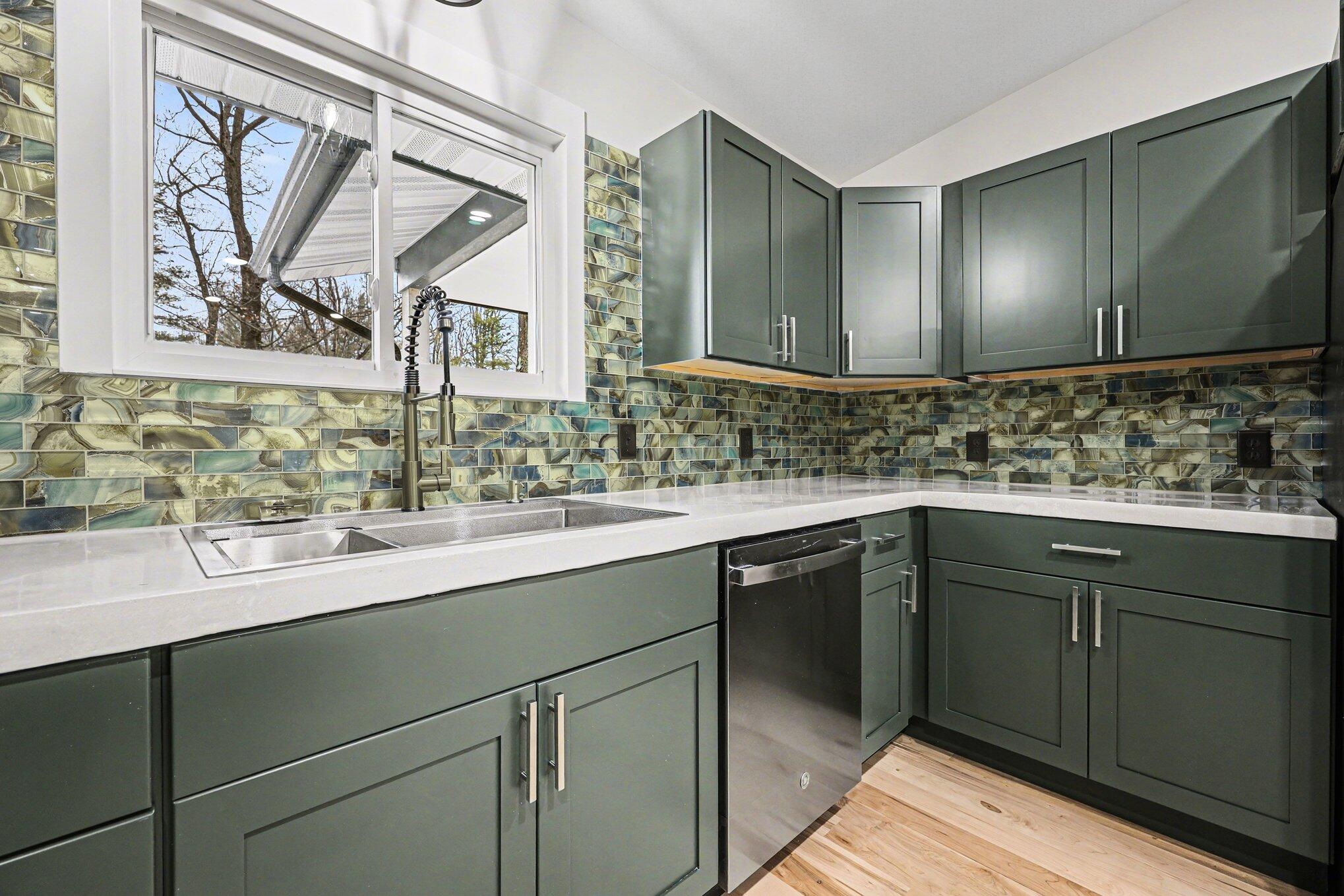 4187 West McMillan Road Muskegon, MI 49445 - Photo 7 of 39 23_090a8385