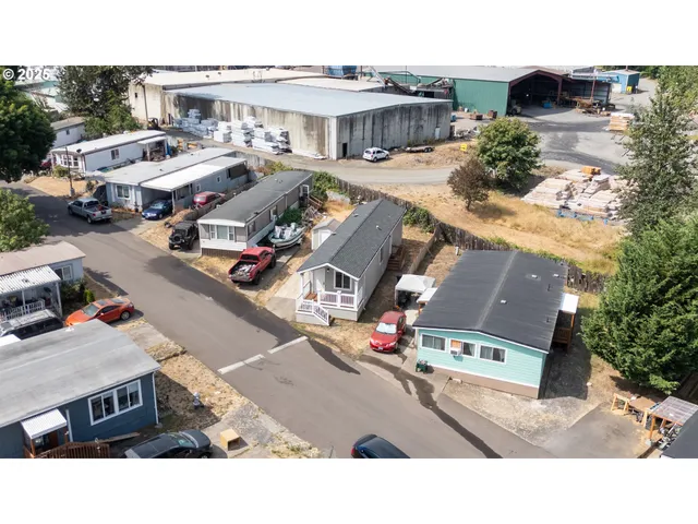 $69,000 | 1530 Tamarack Street, Unit 11, Sweet Home, OR 97386