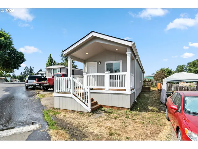 a view of an entryway with staircase