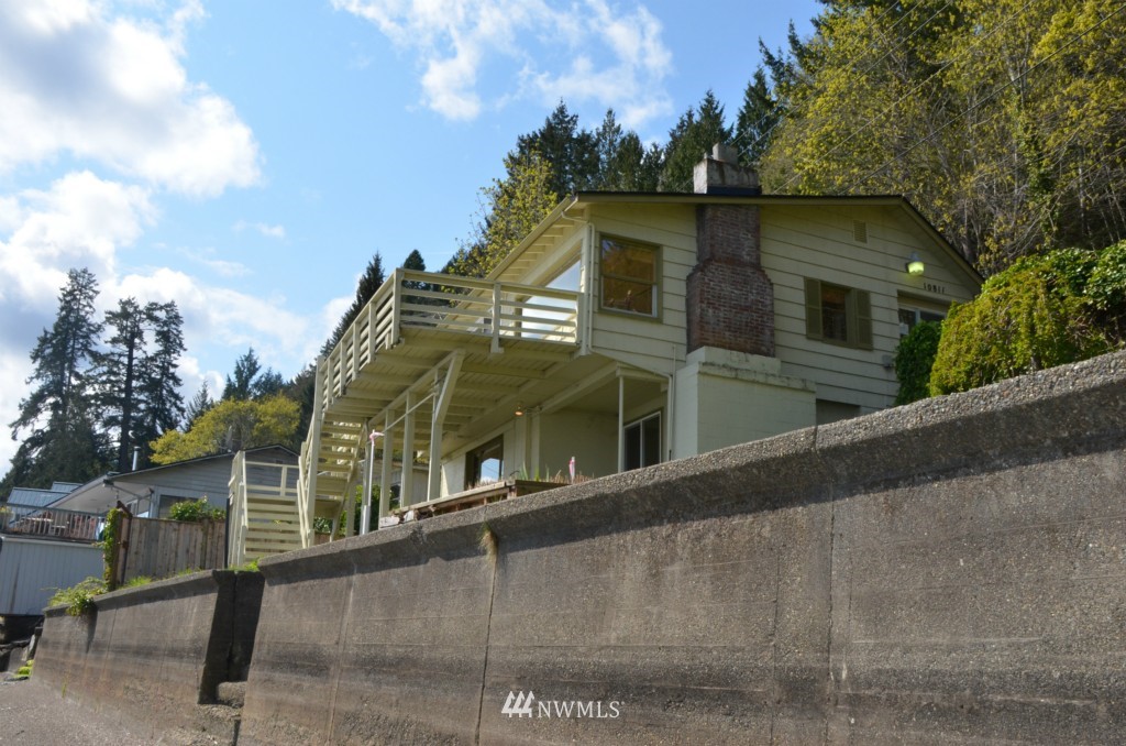 10811 Northeast North Shore Road Belfair, WA 98528 - Photo 1 of 21 Gallery Image 1