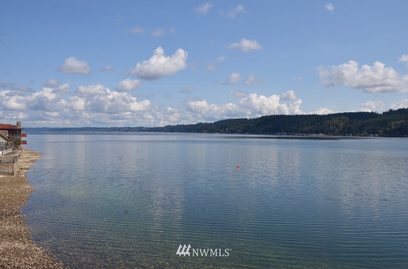 10811 Northeast North Shore Road Belfair, WA 98528 - Photo 4 of 21 Gallery Image 4