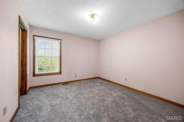 $469,000 | 32 Clarksburg, Weldon Spring, MO 63304