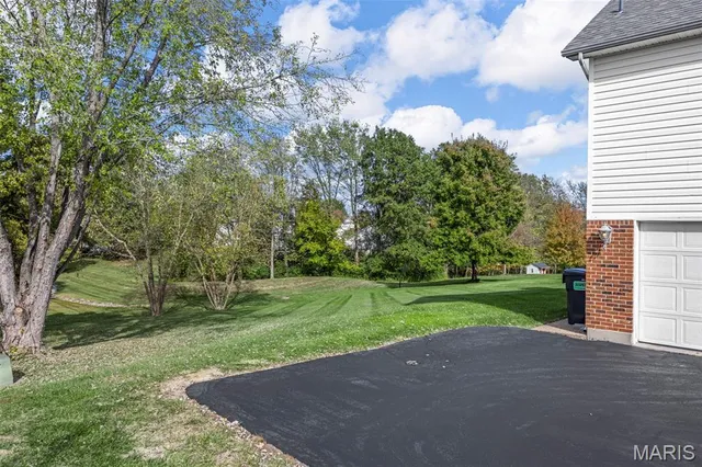 $469,000 | 32 Clarksburg, Weldon Spring, MO 63304