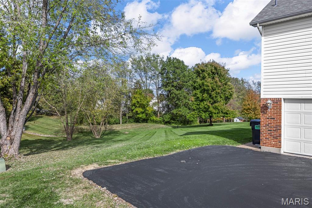 32 Clarksburg Weldon Spring, MO 63304 - Photo 3 of 42