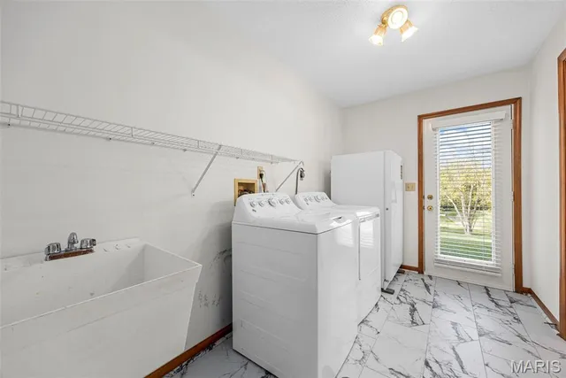 $469,000 | 32 Clarksburg, Weldon Spring, MO 63304