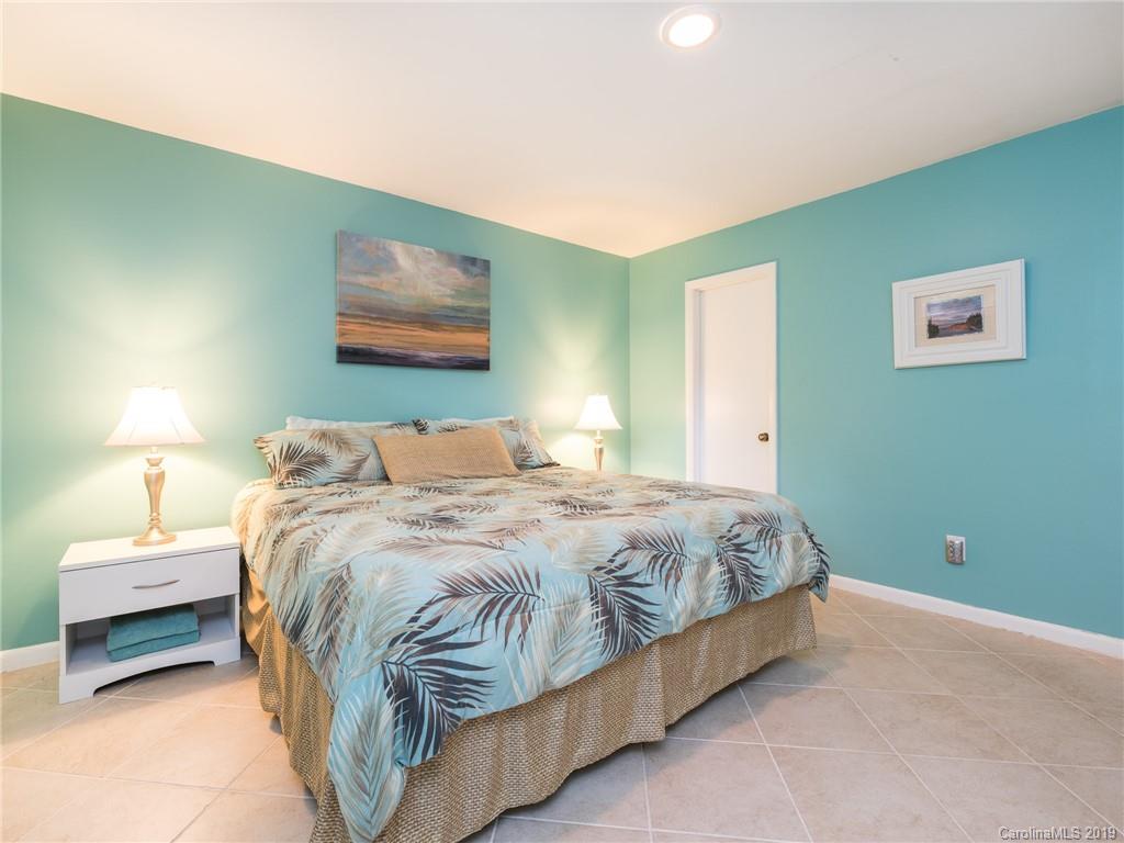 5805 Sharon Road, Unit B Charlotte, NC 28210 - Photo 24 of 43 Gallery Image 24