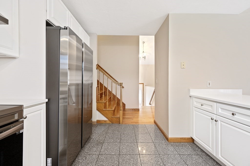 14 Belcourt Road Worcester, MA 01605 - Photo 12 of 42