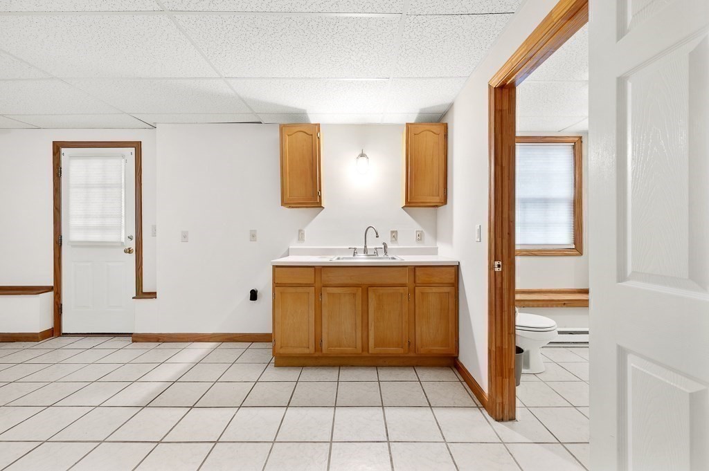 14 Belcourt Road Worcester, MA 01605 - Photo 29 of 42