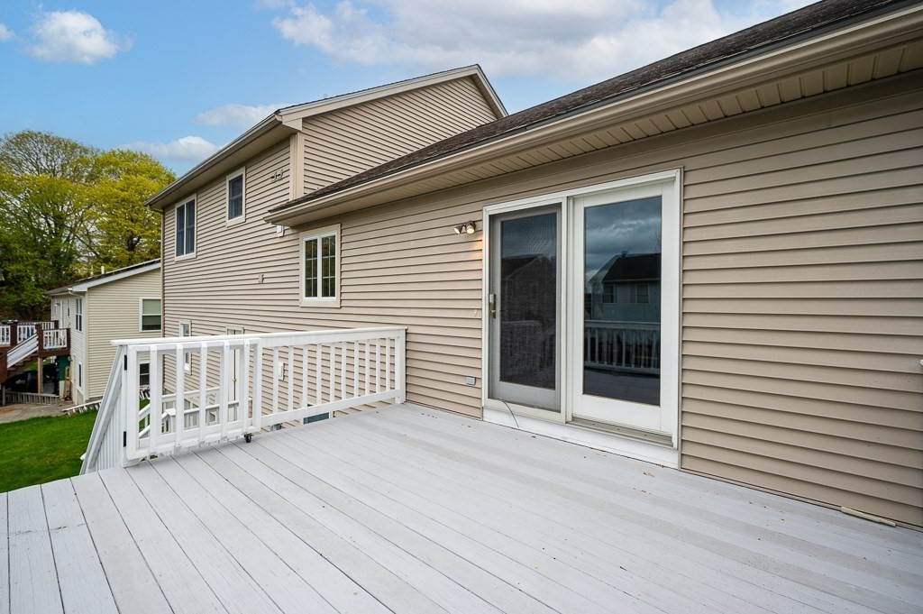14 Belcourt Road Worcester, MA 01605 - Photo 35 of 42