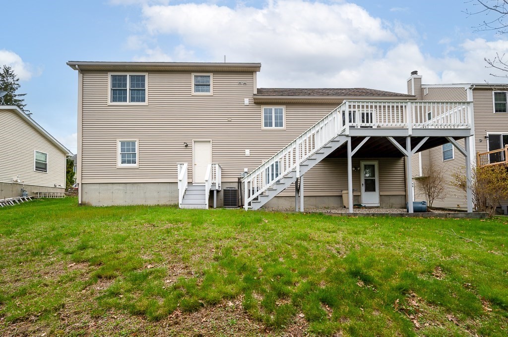 14 Belcourt Road Worcester, MA 01605 - Photo 38 of 42