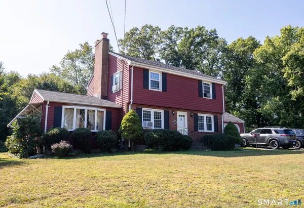 $399,999 | 33 Spruce Drive, East Hartford, CT 06118