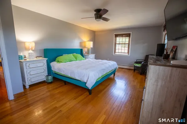 $399,999 | 33 Spruce Drive, East Hartford, CT 06118