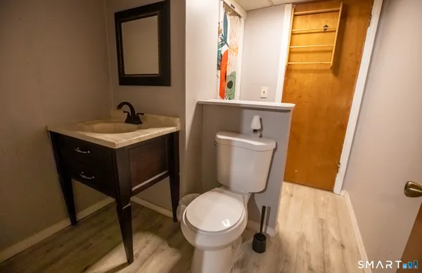 $399,999 | 33 Spruce Drive, East Hartford, CT 06118