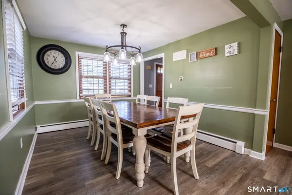 $399,999 | 33 Spruce Drive, East Hartford, CT 06118