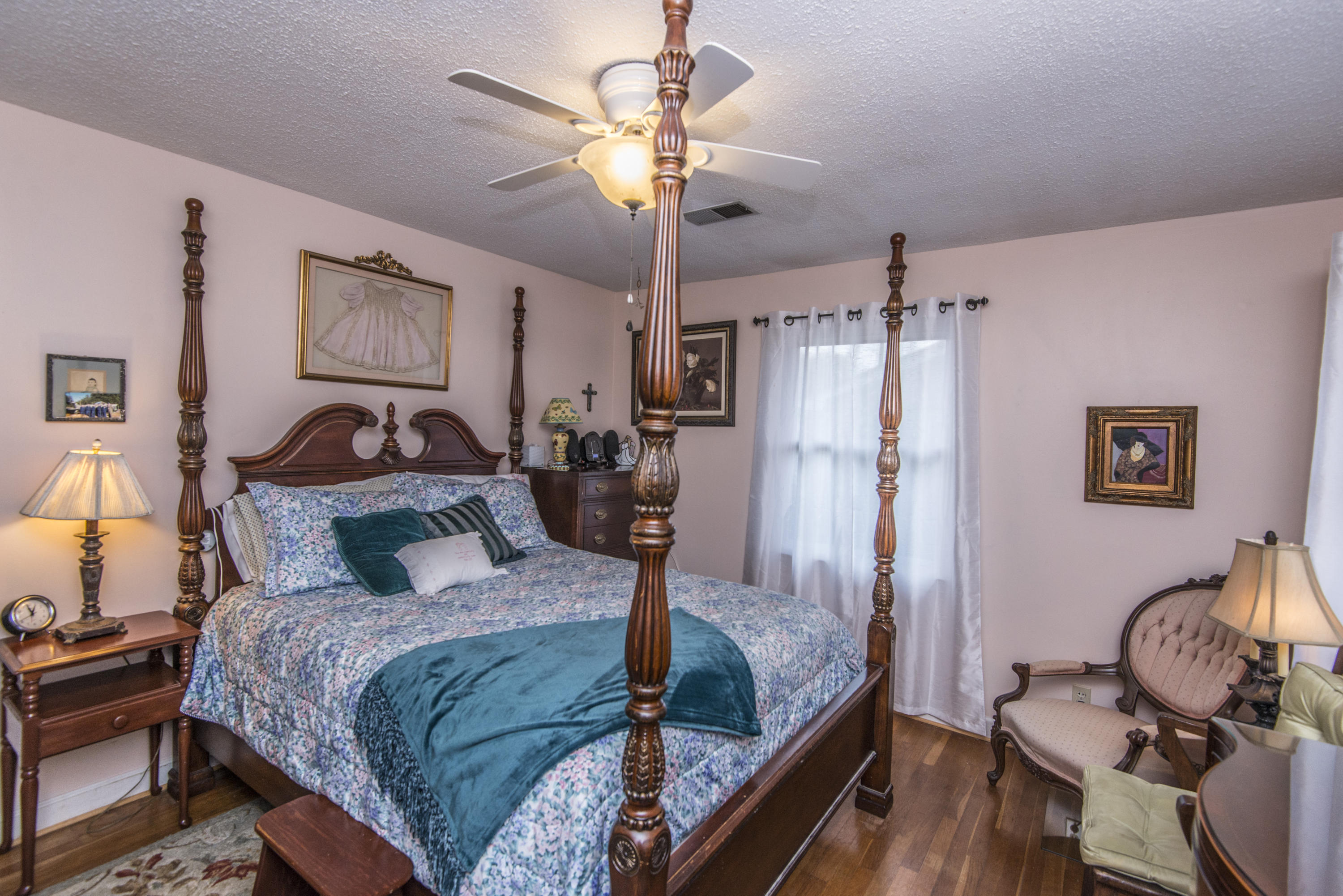 1166 Montgomery Road Charleston, SC 29412 - Photo 12 of 25 _DSC9945