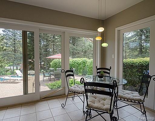 6435 Apple Orchard Lane Rochester Hills, MI 48306 - Photo 11 of 77