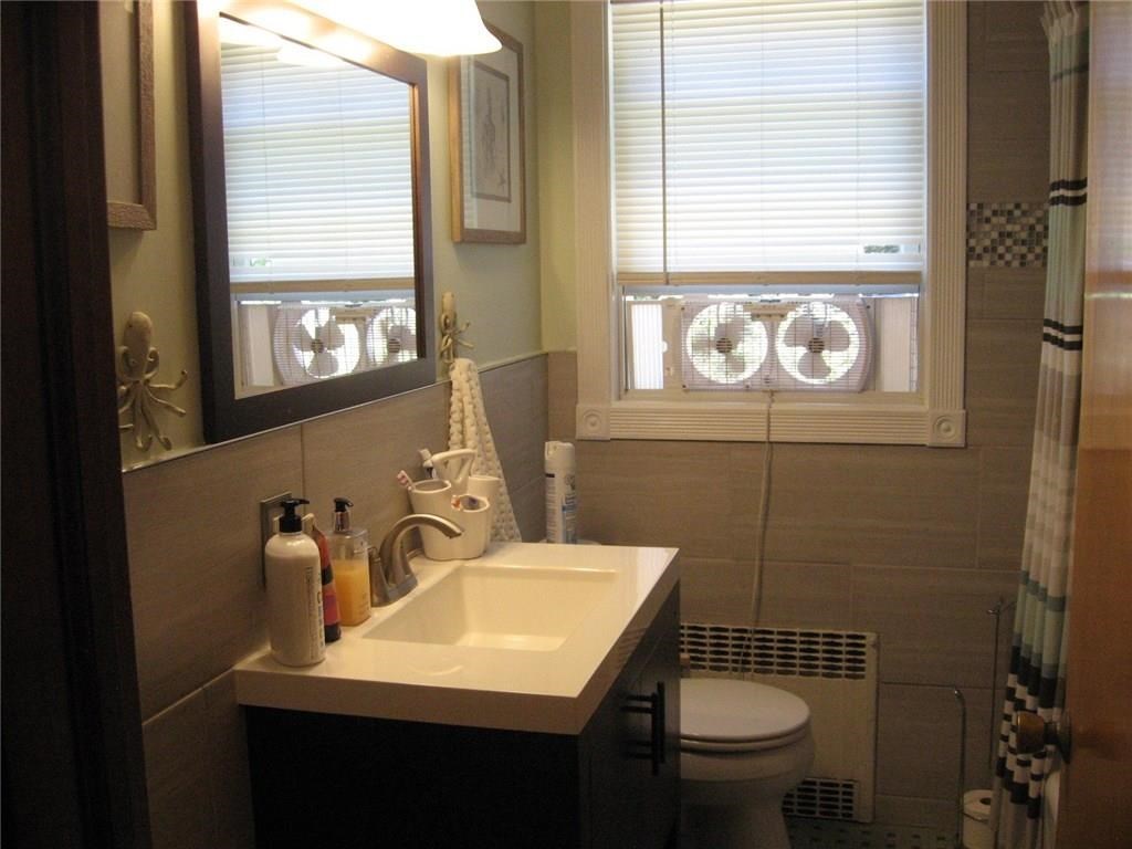 8 East Stuart Street Westerly, RI 02891 - Photo 20 of 24