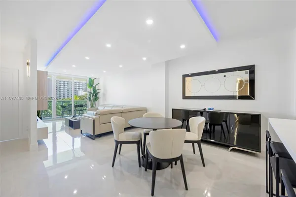 $6,500 | 19370 Collins Avenue, Unit 507, Sunny Isles Beach, FL 33160