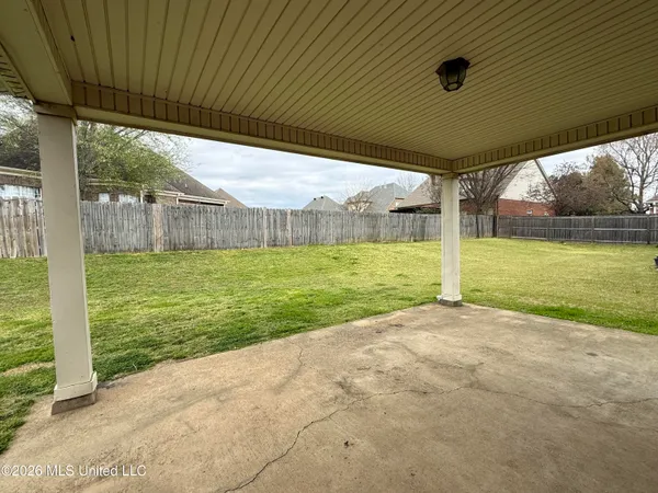 $2,200 | 4919 Rosebrook Circle East, Southaven, MS 38672