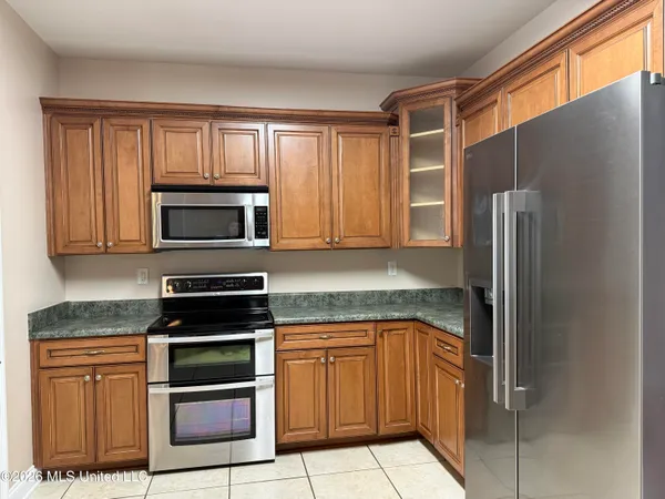 $2,200 | 4919 Rosebrook Circle East, Southaven, MS 38672