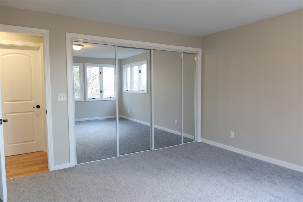 105 Overlook Drive Springfield, MA 01118 - Photo 14 of 23