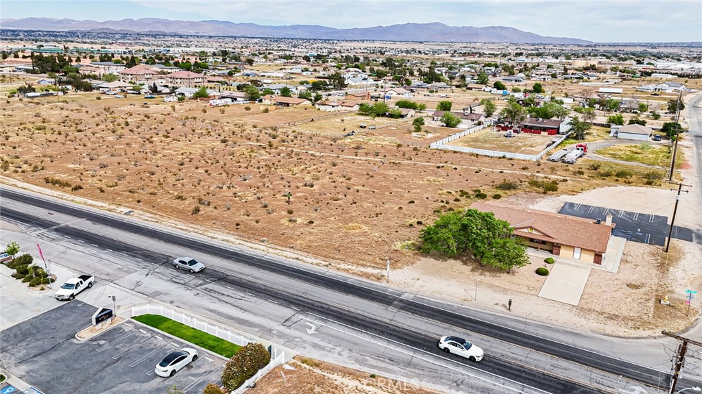 11695 Hesperia Road Hesperia, CA 92345 - Photo 7 of 31 a view of a city