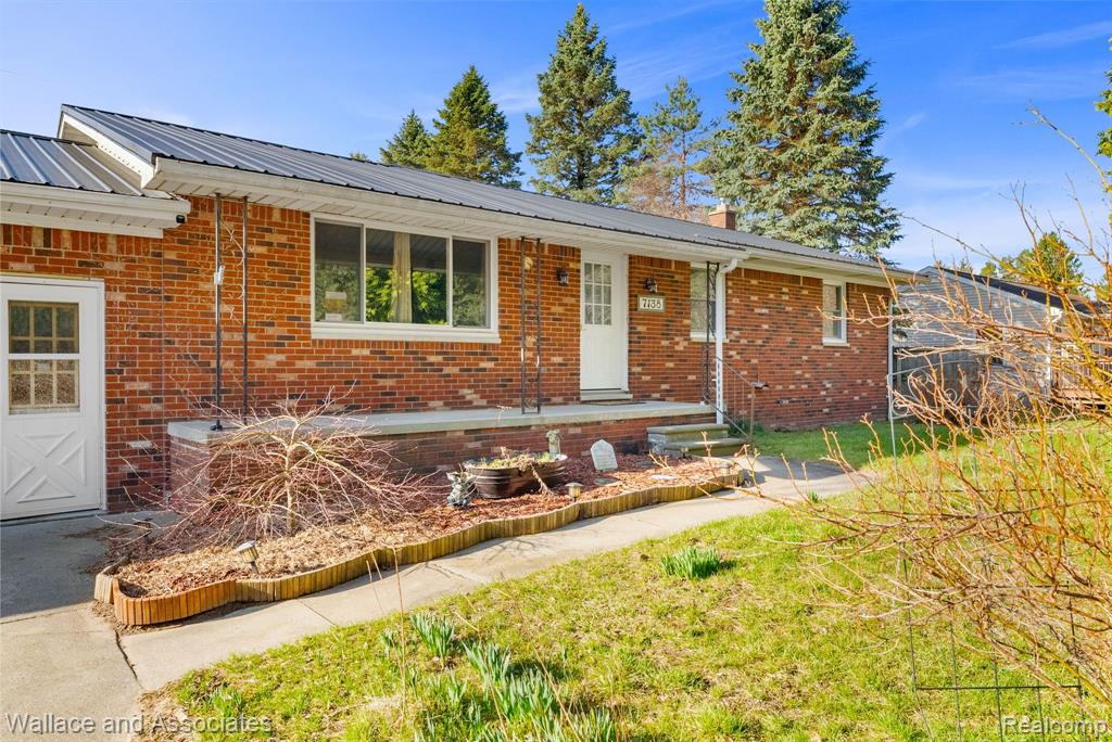 7138 Baker Road Lexington, MI 48450 - Photo 2 of 65