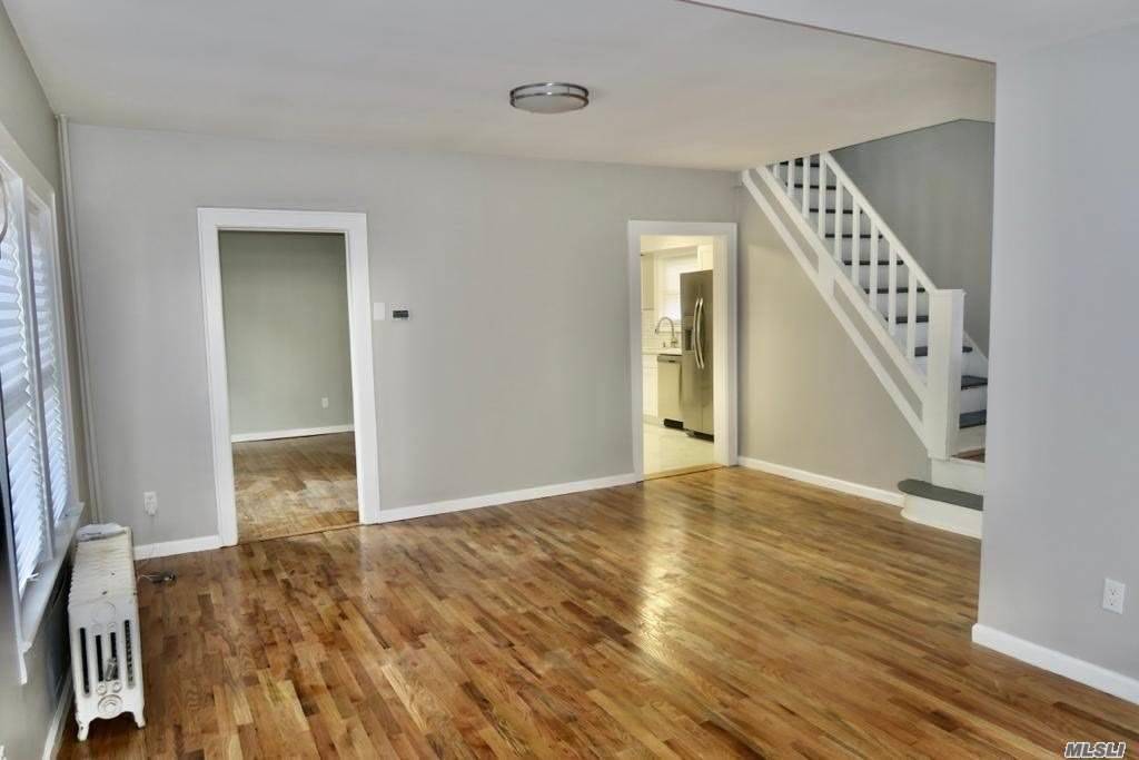 17 Laurel Road Lindenhurst, NY 11757 - Photo 1 of 1 Gallery Image 1